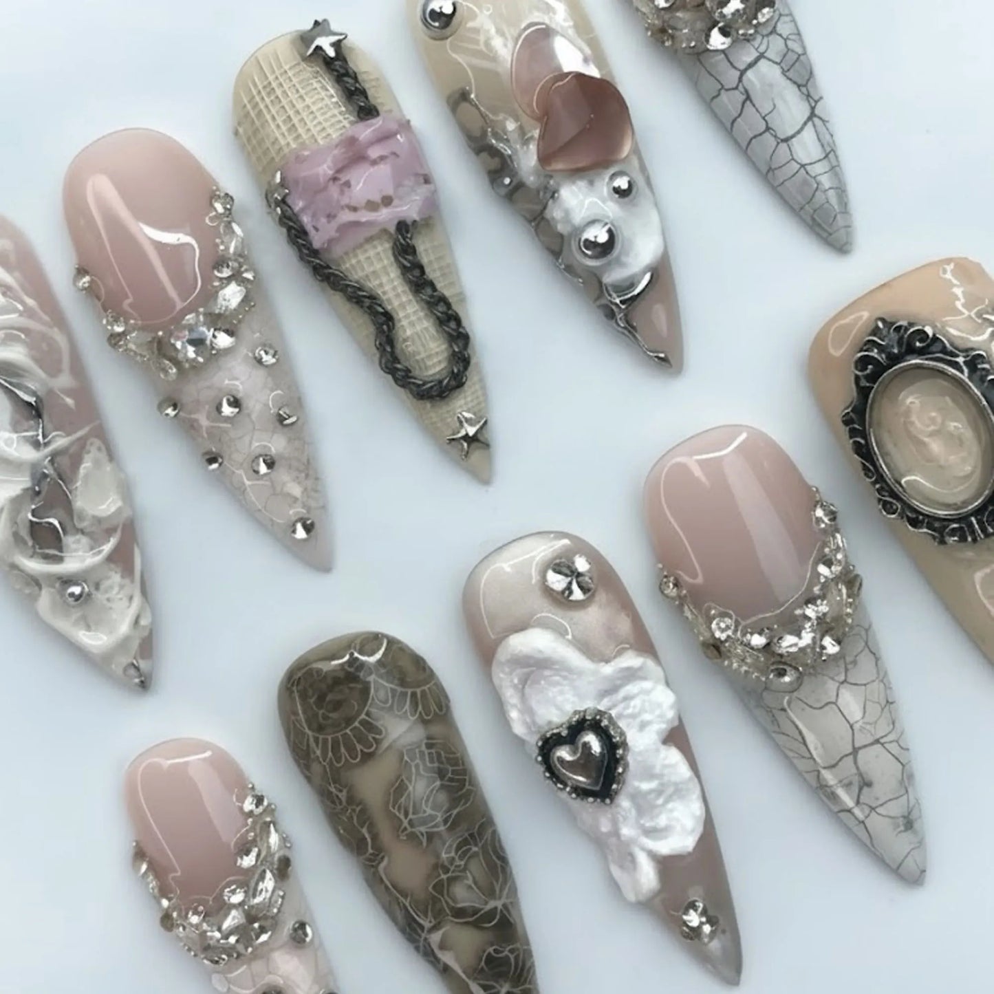 Victorian Elegance Nails